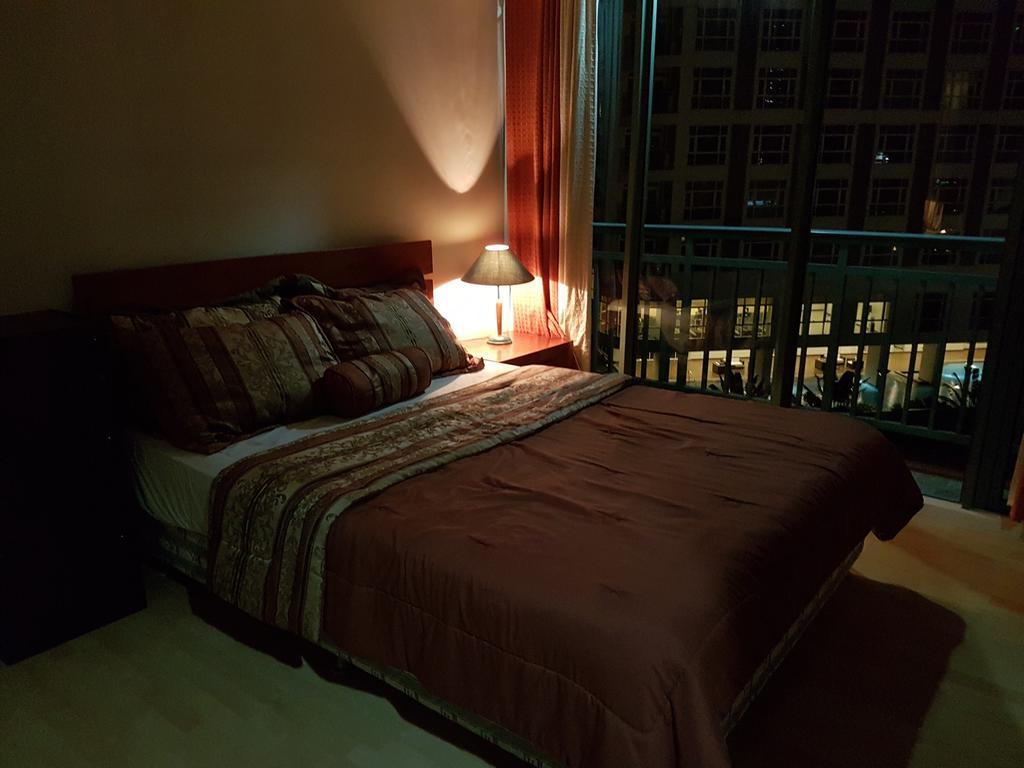 Ortigas 2 Bedroom Corner Unit With 2 Queen Across Shangrila Manila Kültér fotó