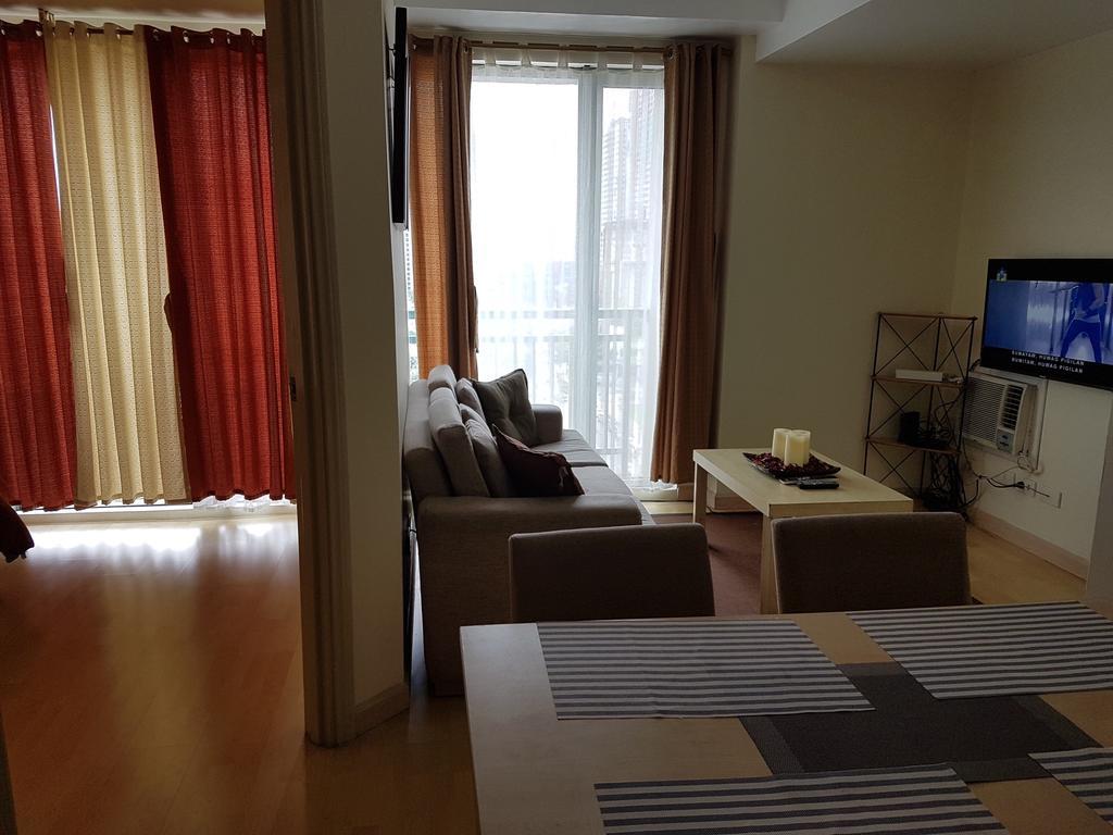 Ortigas 2 Bedroom Corner Unit With 2 Queen Across Shangrila Manila Kültér fotó